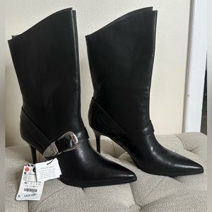 So stylish high boots! Black color, size 40, INCREDIBLY BEAUTIFUL & COMFORTABLE